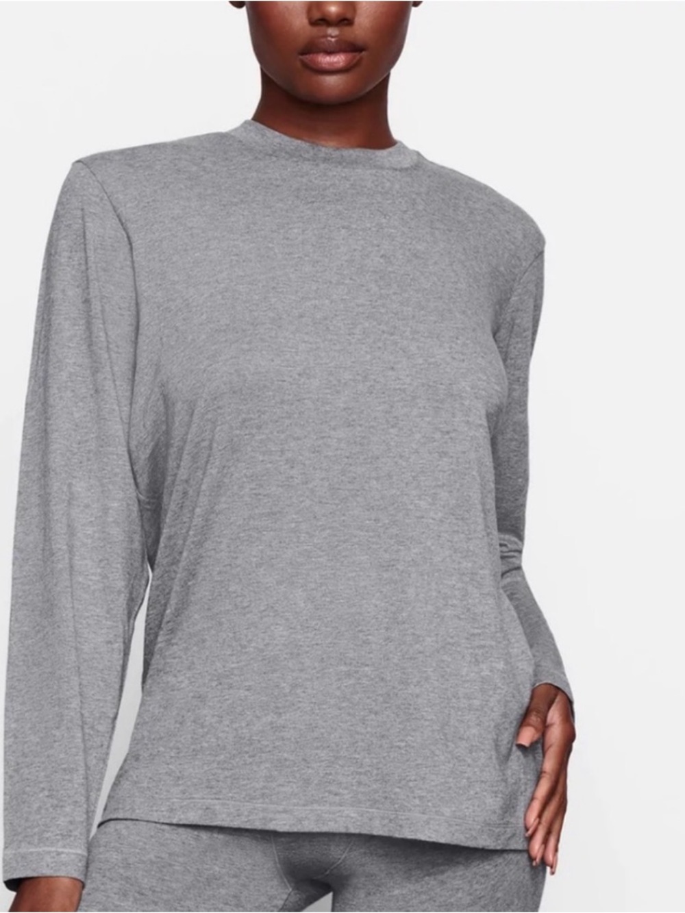 SKIMS Boyfriend Long Sleeve T-Shirt in Gray size Large